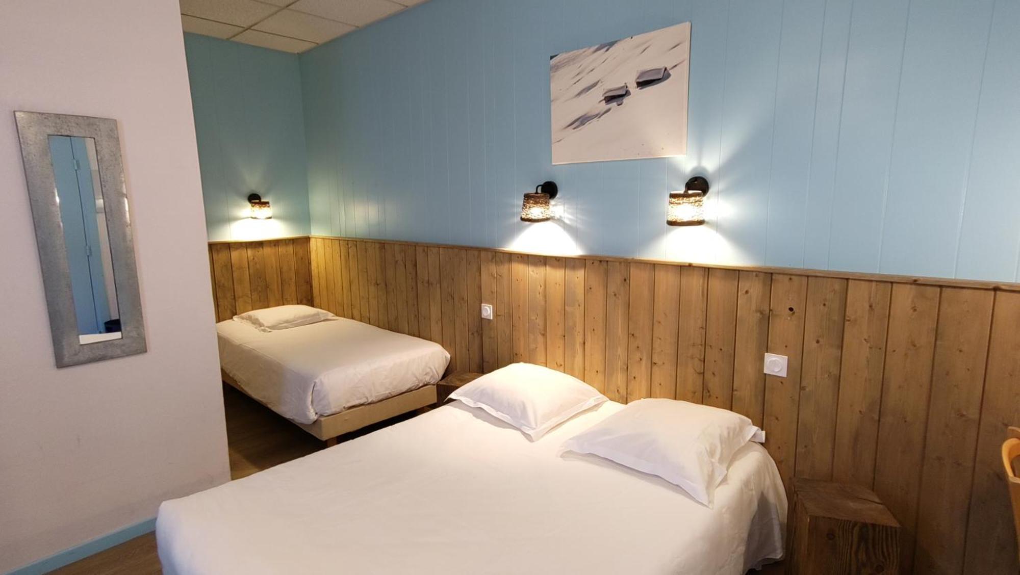Hotel Le Colibri Екс ле Бен Екстериор снимка