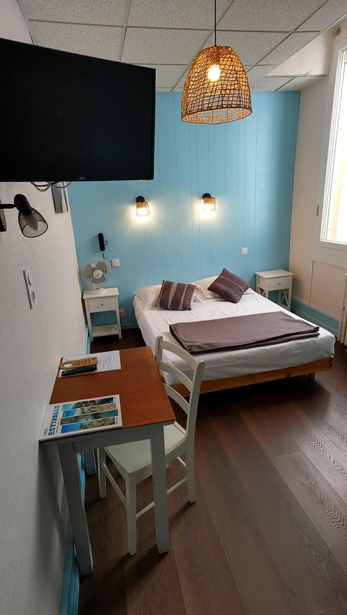 Hotel Le Colibri Екс ле Бен Екстериор снимка