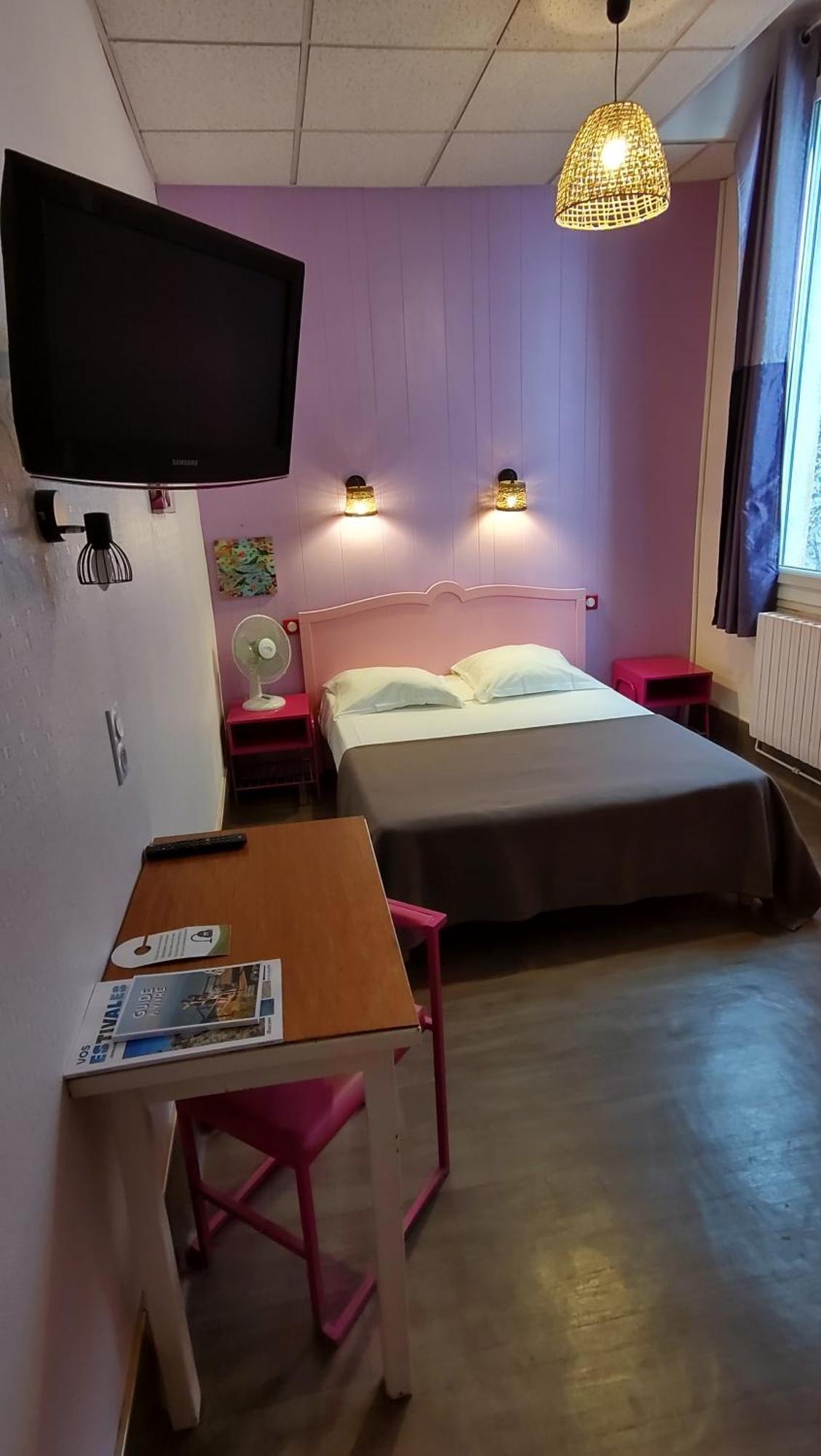 Hotel Le Colibri Екс ле Бен Екстериор снимка