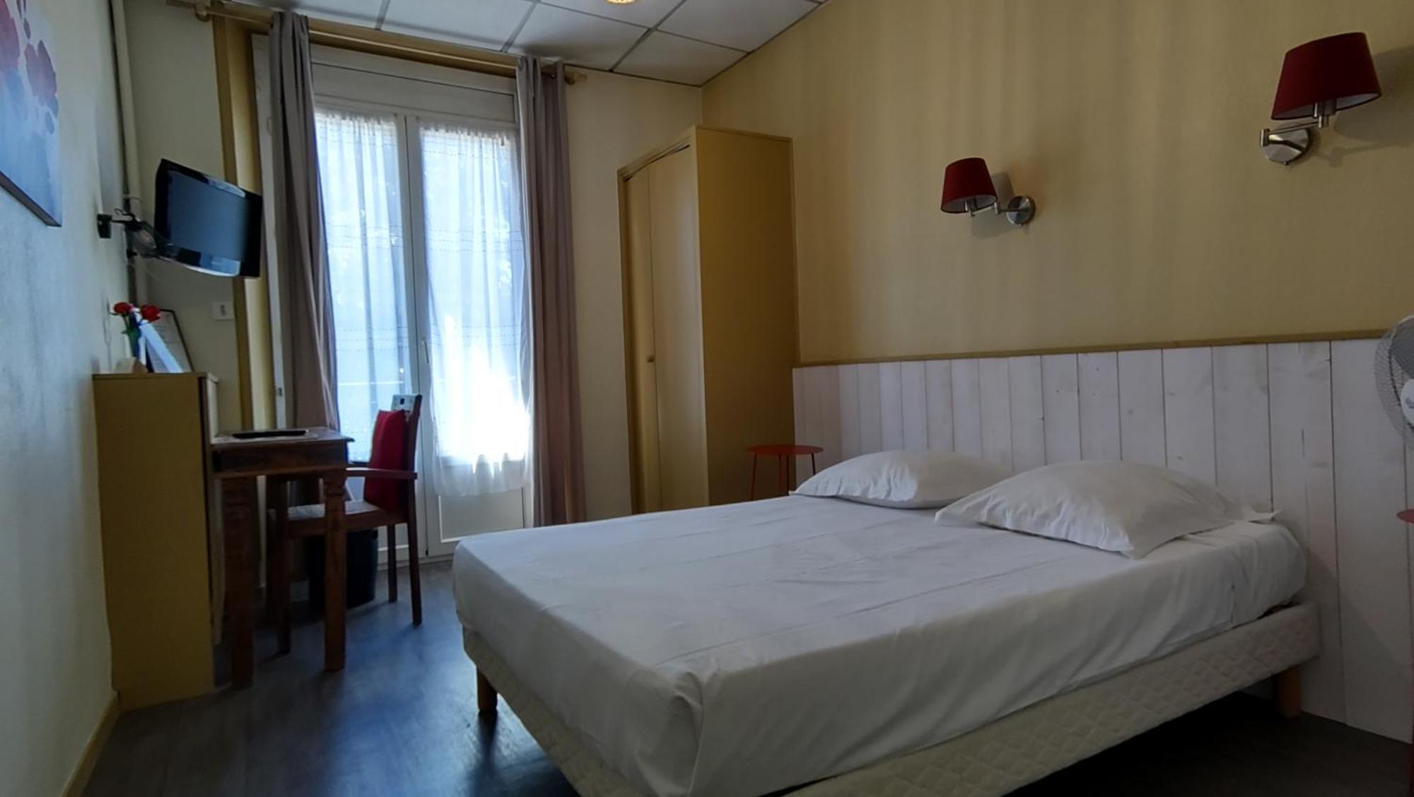 Hotel Le Colibri Екс ле Бен Екстериор снимка