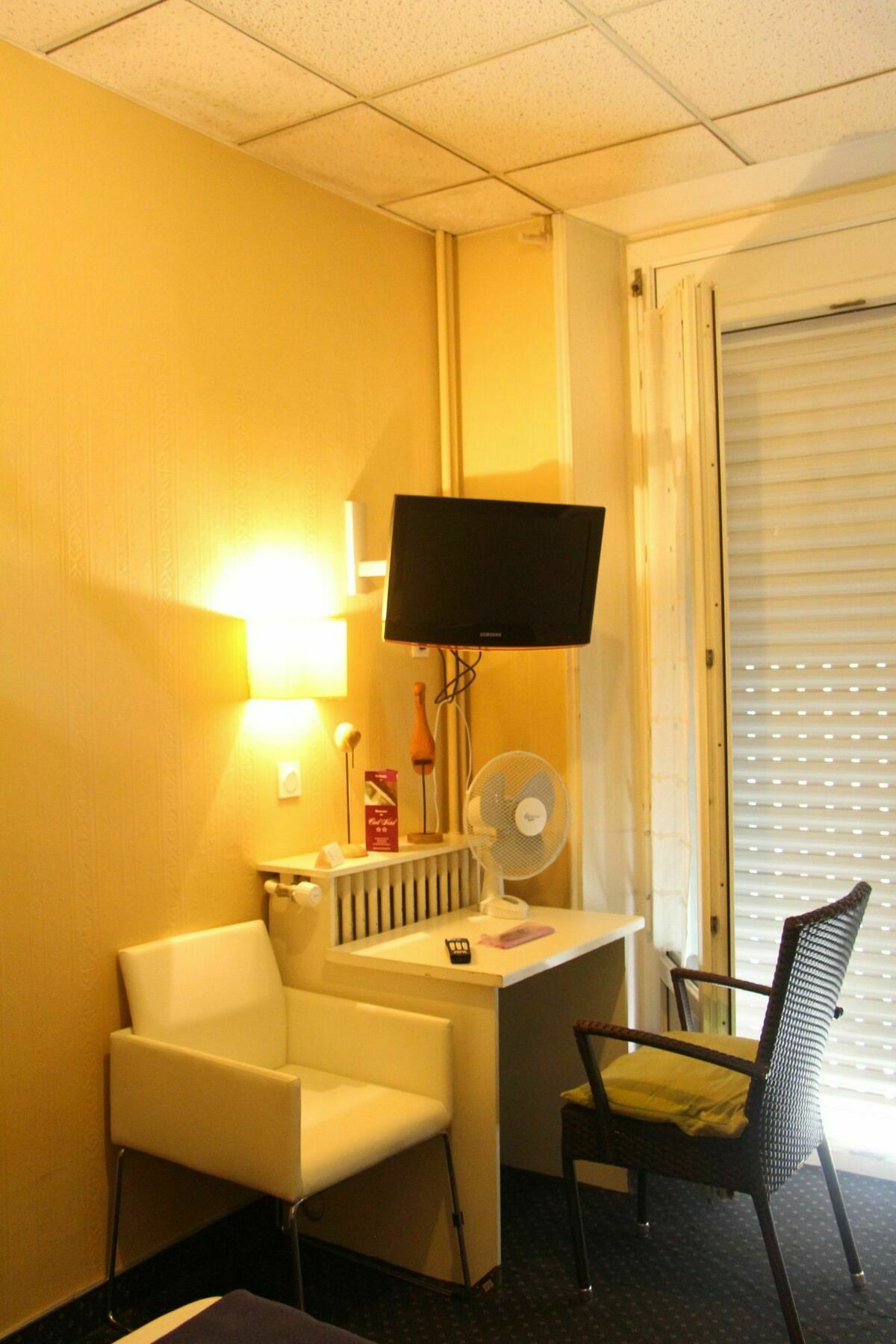 Hotel Le Colibri Екс ле Бен Екстериор снимка