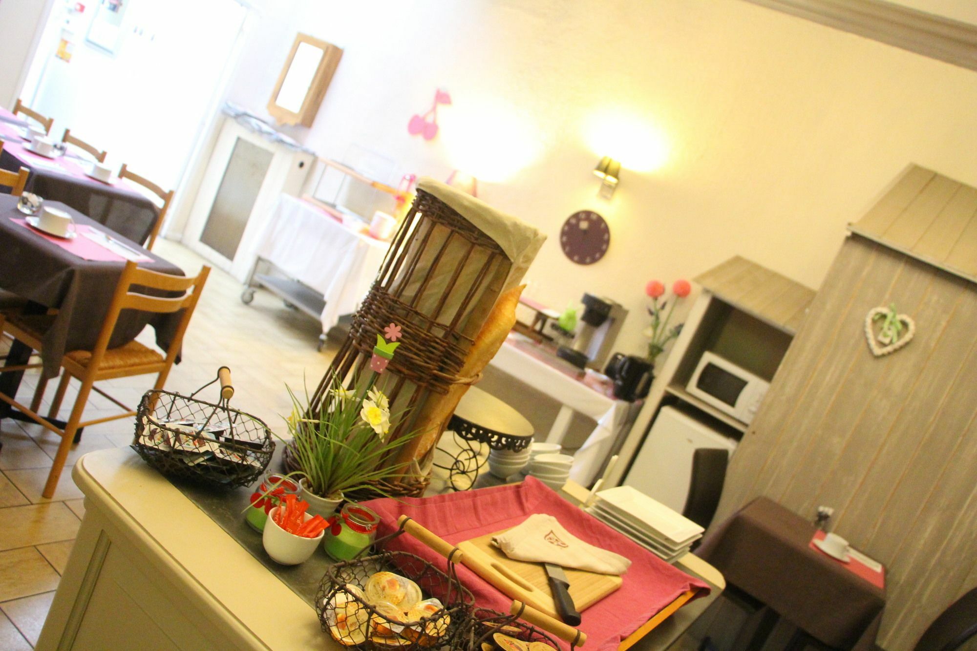 Hotel Le Colibri Екс ле Бен Екстериор снимка