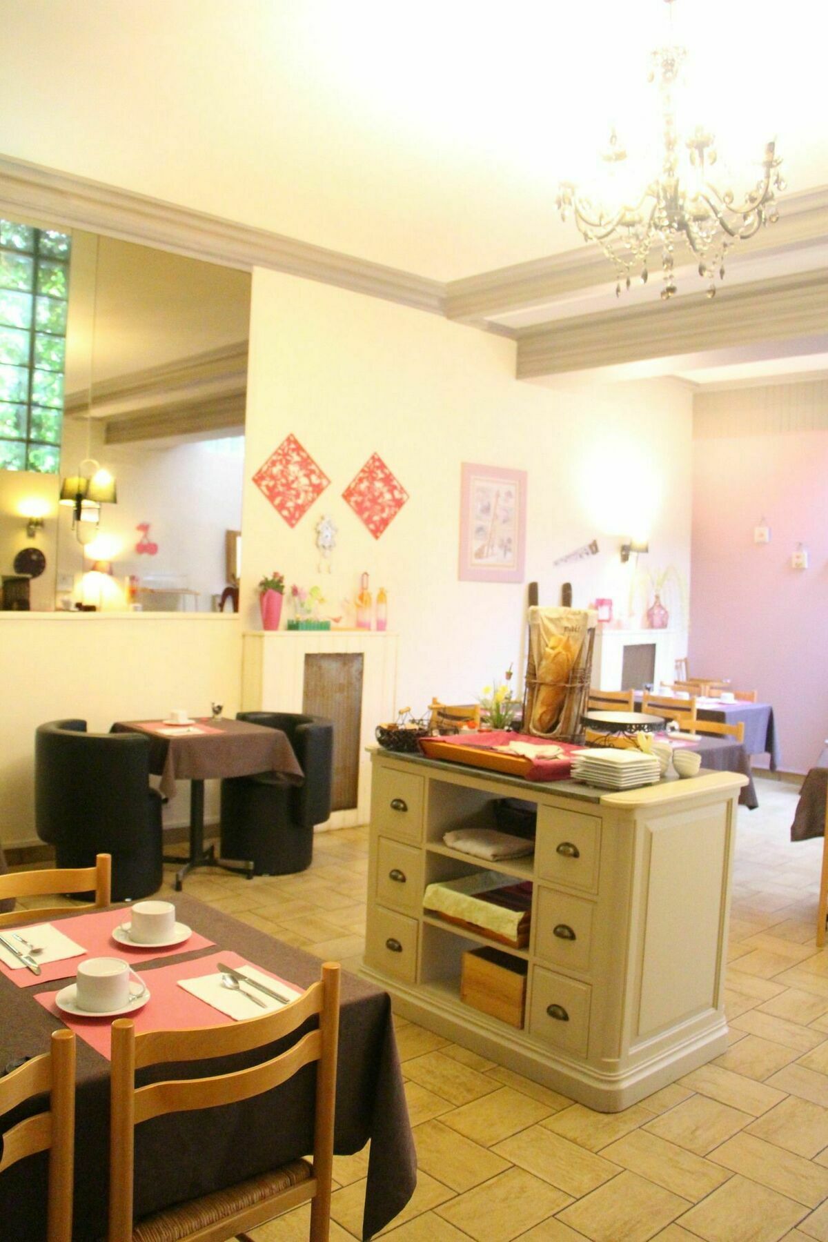 Hotel Le Colibri Екс ле Бен Екстериор снимка