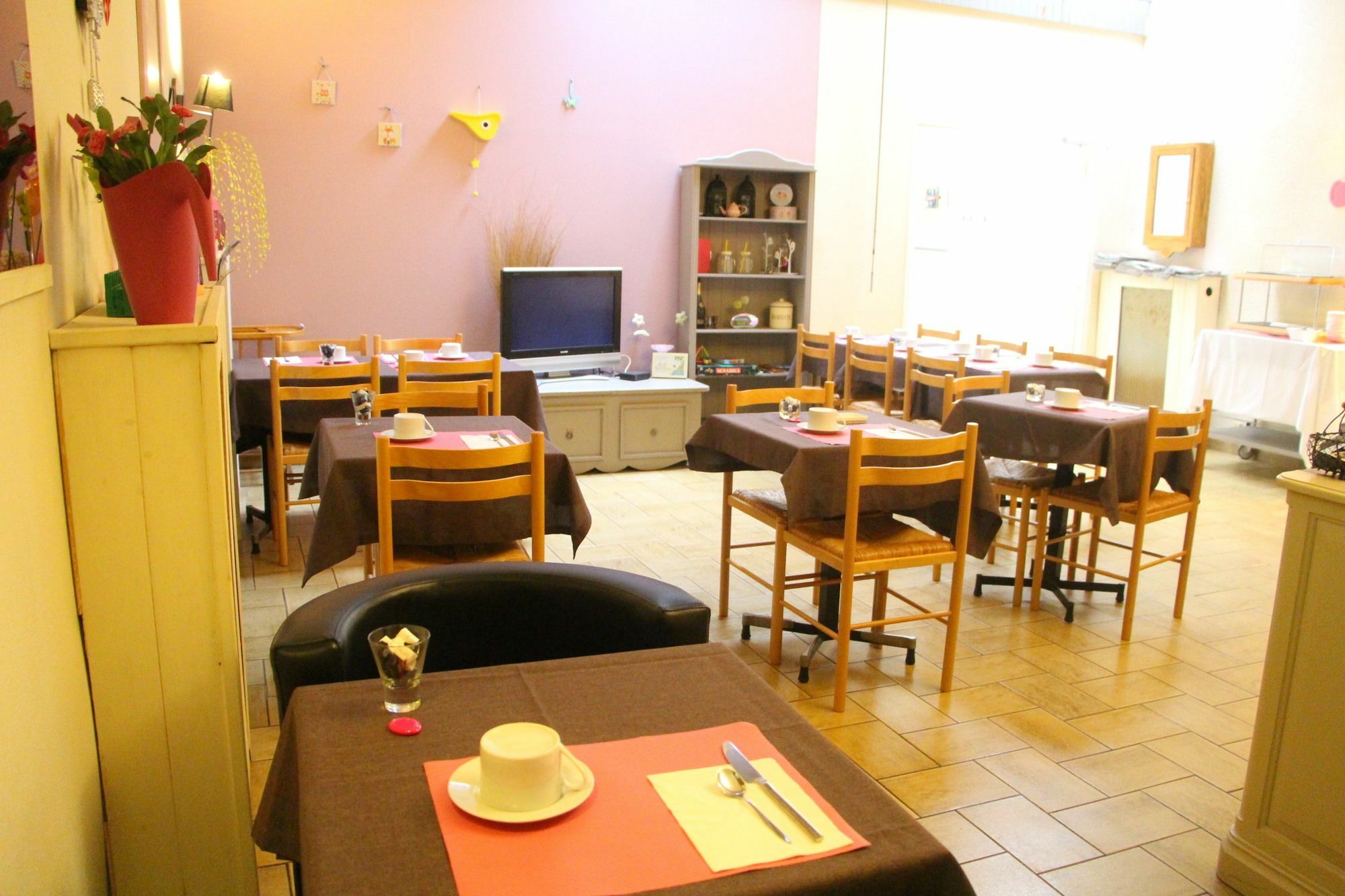 Hotel Le Colibri Екс ле Бен Екстериор снимка